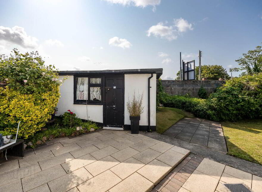 109 Pinebrook Grove, Artane, Dublin, D05E6H3