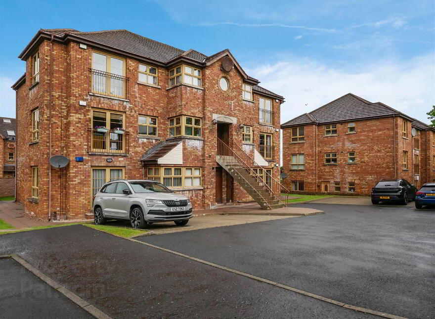 42 Forest Grove, Newtownbreda Road, Belfast, BT8 6AR photo