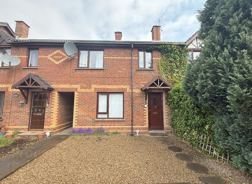 51 Rosevale Meadows, Lisburn, BT28 1JF photo