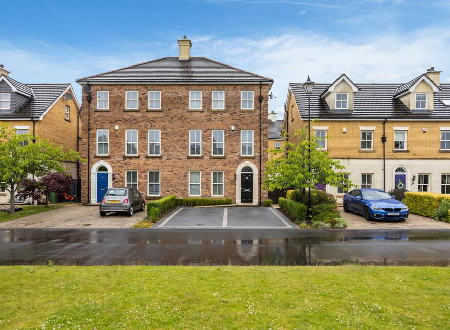 22 Ballantine Gardens, Hillhall Road, Lisburn, BT27 5FB photo