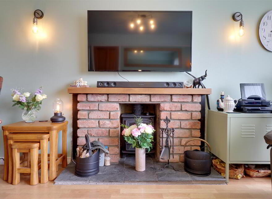7 Ballymacormick Crescent, Bangor, BT19 6BS