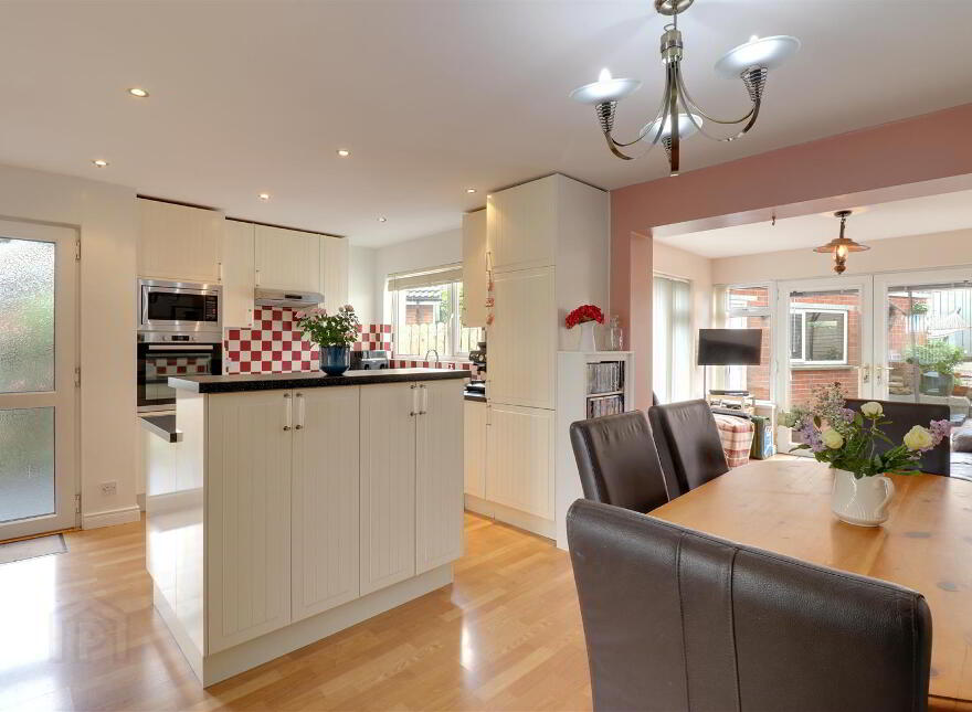 7 Ballymacormick Crescent, Bangor, BT19 6BS