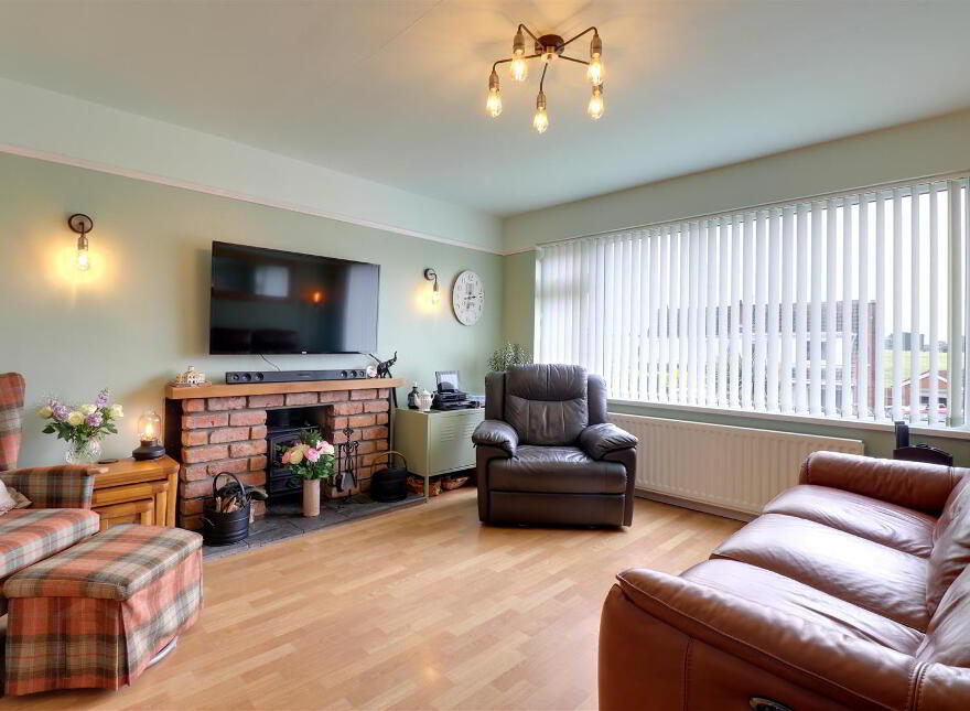 7 Ballymacormick Crescent, Bangor, BT19 6BS