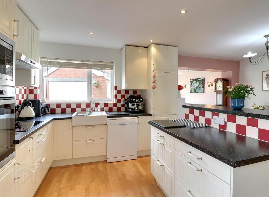 7 Ballymacormick Crescent, Bangor, BT19 6BS
