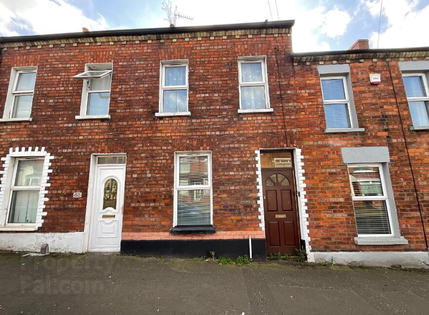 81 My Ladys Road, Belfast, BT6 8BZ photo