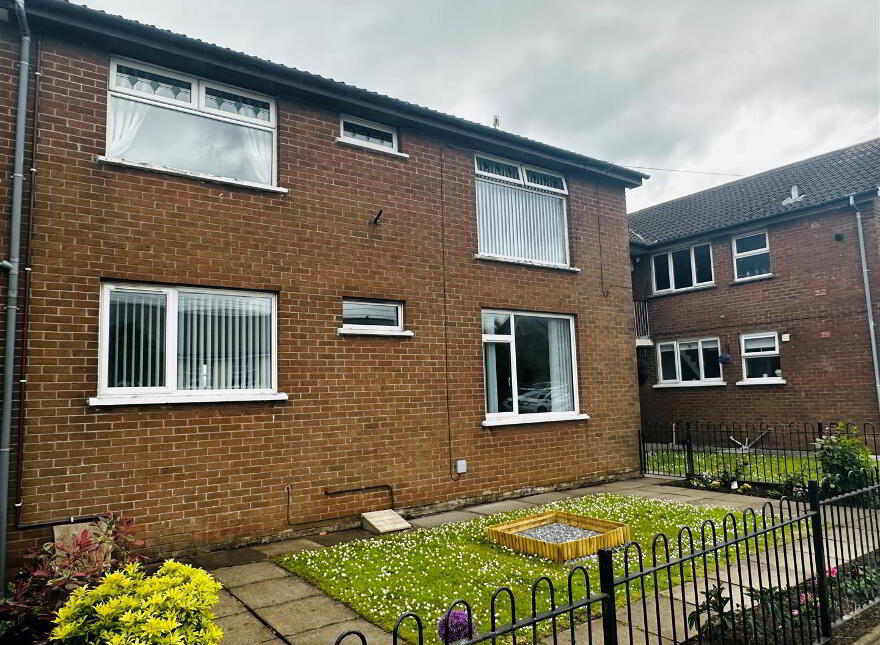 222f Jordanstown Road, Newtownabbey, BT37 0NA photo