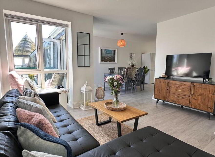 Apartment 8 Galley, Harvey's Dock, Macdonald's Quay, Youghal