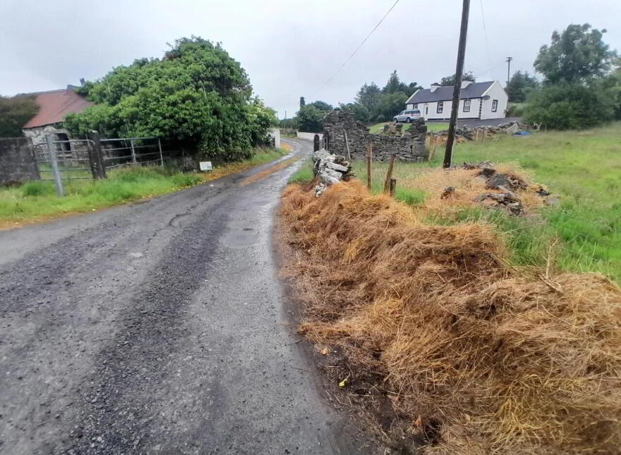 Tullinahoo, Midfield, Swinford