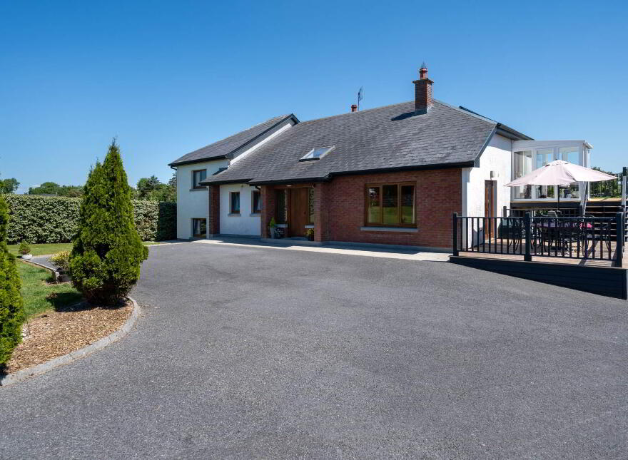Carrowloughan, Kiltoom, Athlone, N37K5W5