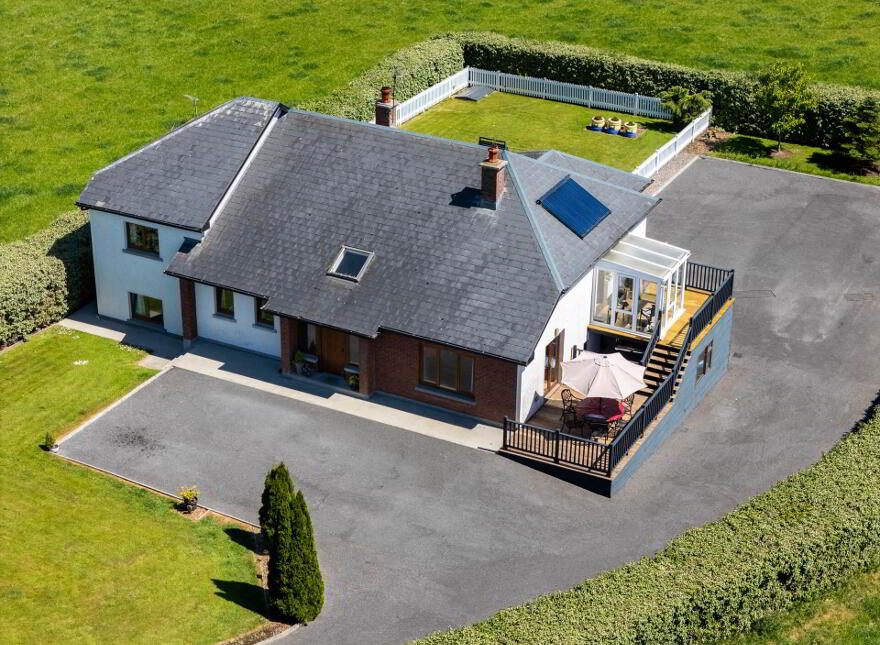 Carrowloughan, Kiltoom, Athlone, N37K5W5