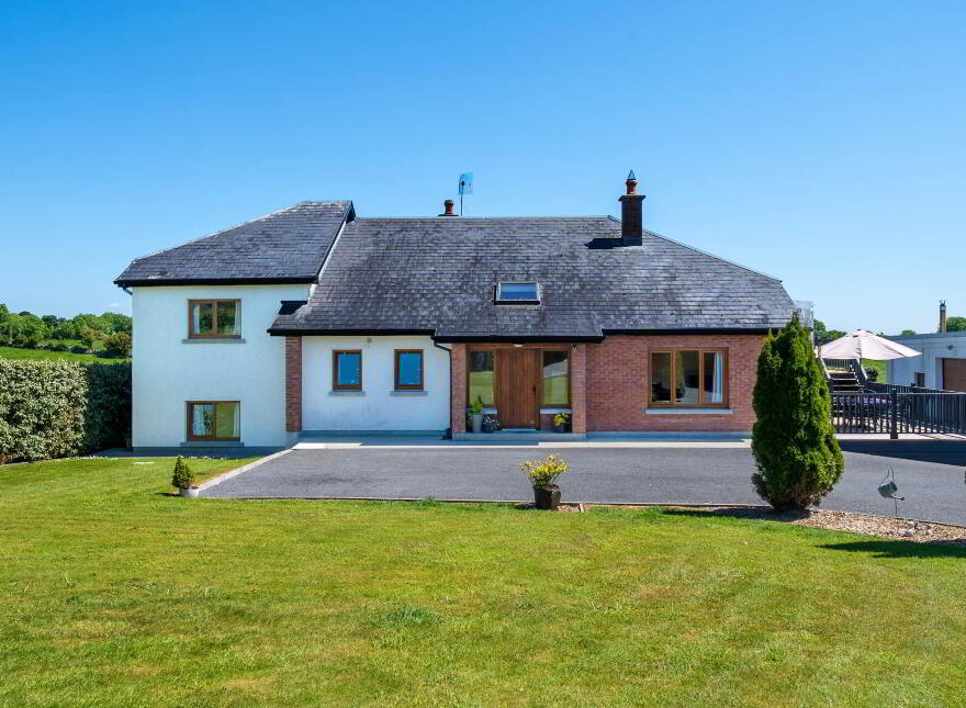 Carrowloughan, Kiltoom, Athlone, N37K5W5