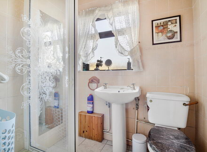 529 Bunnamayne, Bridgend, F93Y7DD