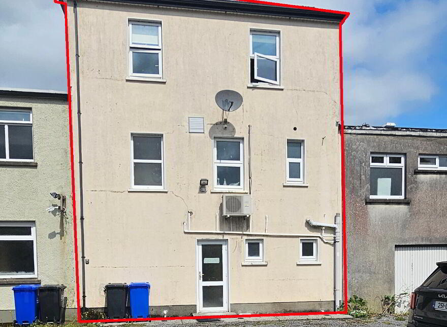 Main Street, Carrick-On-Shannon, N41X310