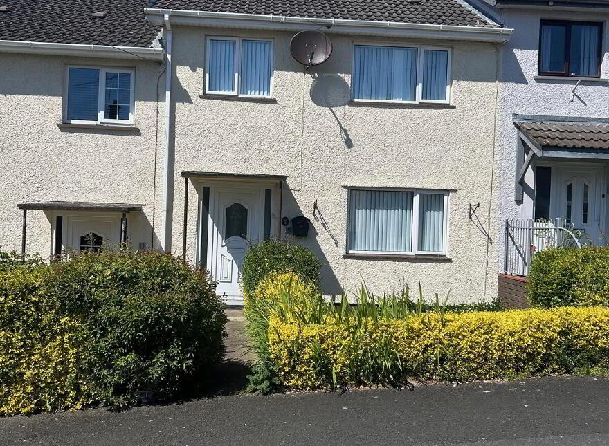 9 Cairngorm Drive, Larne, BT40 2AN photo