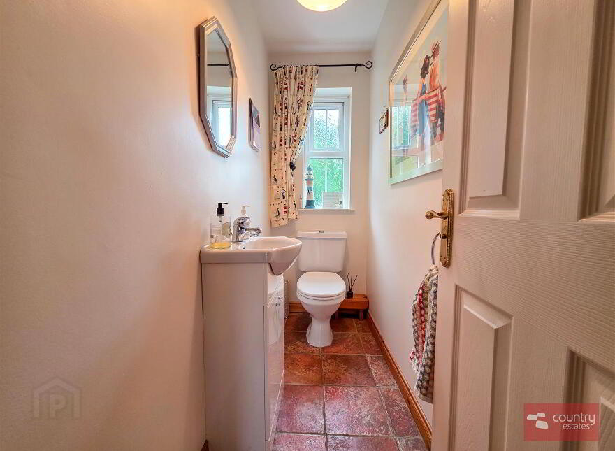 63 Lynda Meadows, Jordanstown, Newtownabbey, BT37 0AT