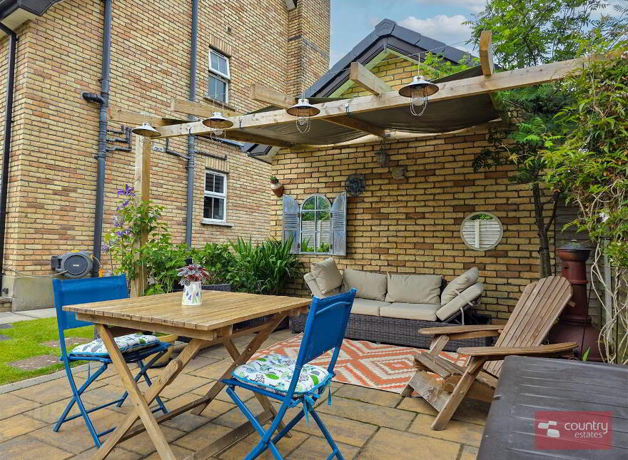 63 Lynda Meadows, Jordanstown, Newtownabbey, BT37 0AT