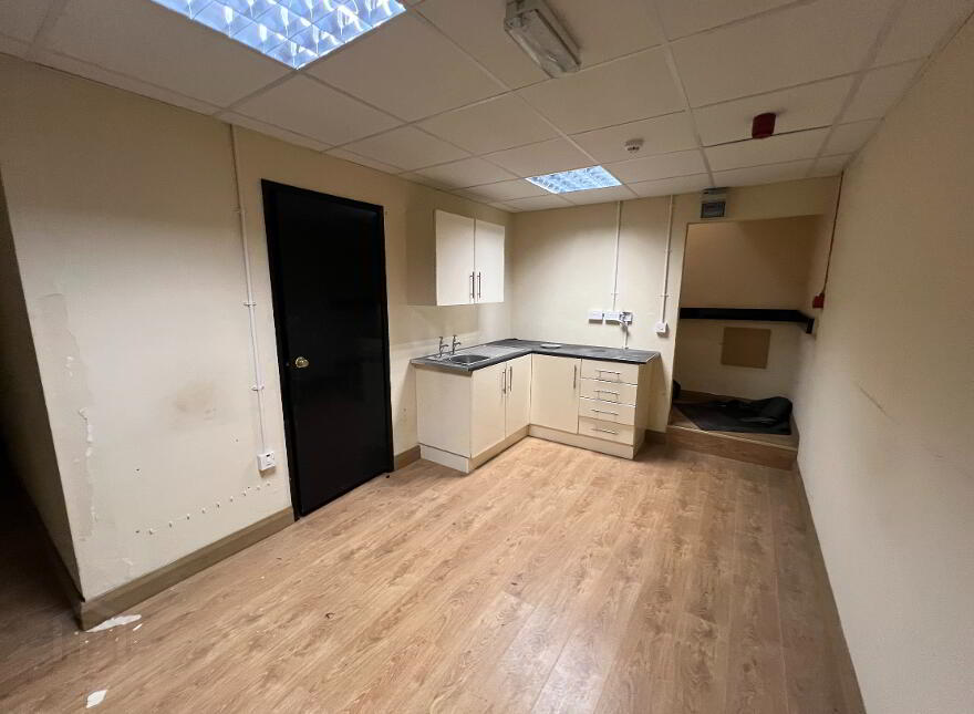 Unit 4 Thomas Street Shopping Centre, Dungannon, BT70 1HN