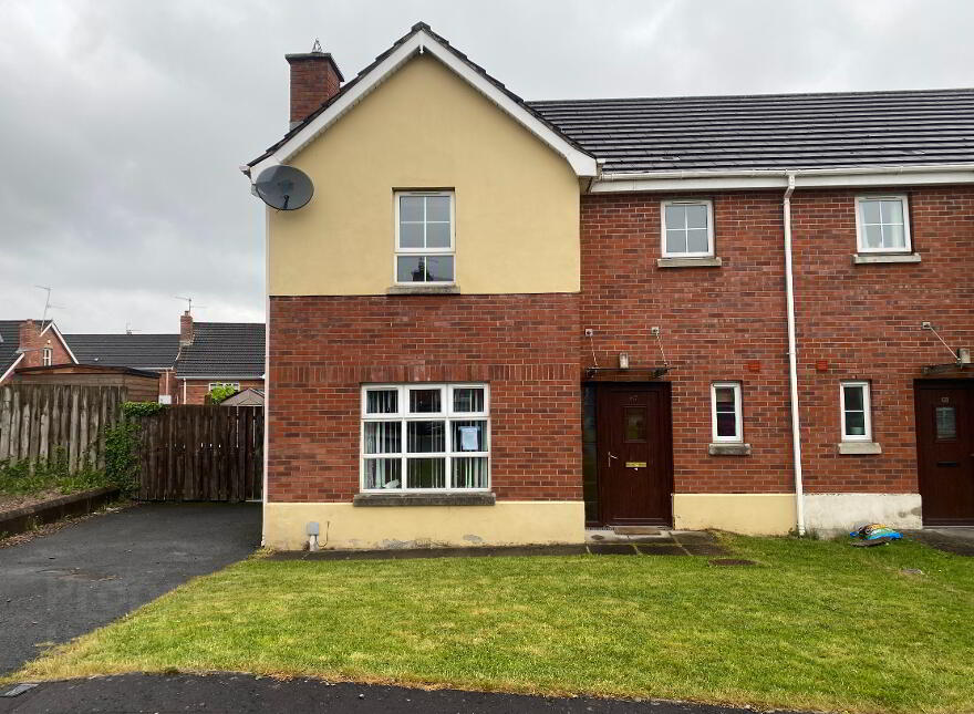 67 Moyraverty Meadows, Craigavon, BT65 5GY photo
