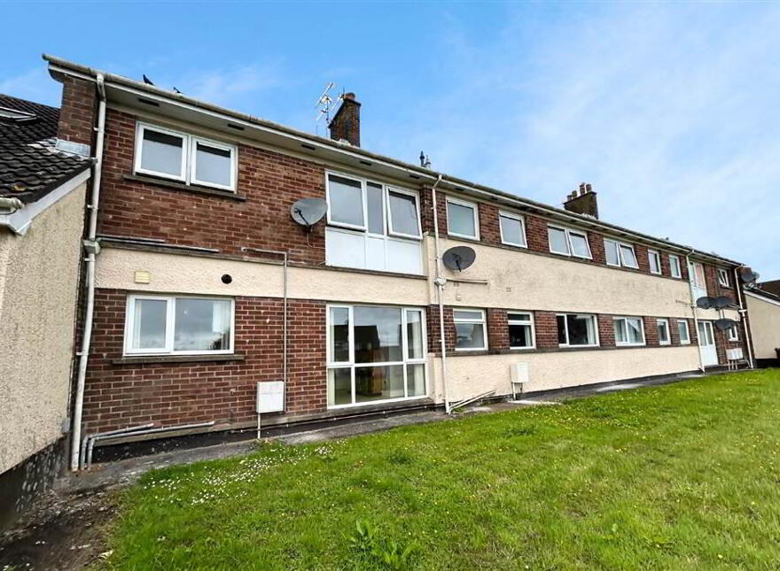 17 Lismore Avenue, Bangor, BT20 4XB photo