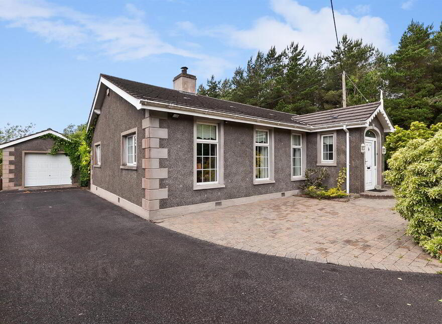 146 Ballyrobert Road, Ballyclare, BT39 9RT photo