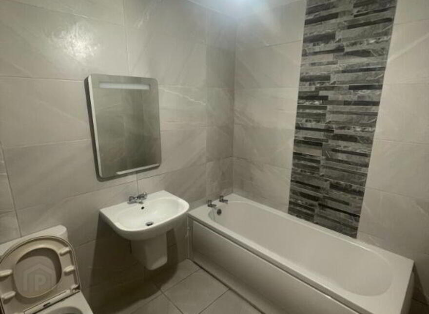 Apartment 6 94 Sunnyside Street, Belfast, BT7 3EG