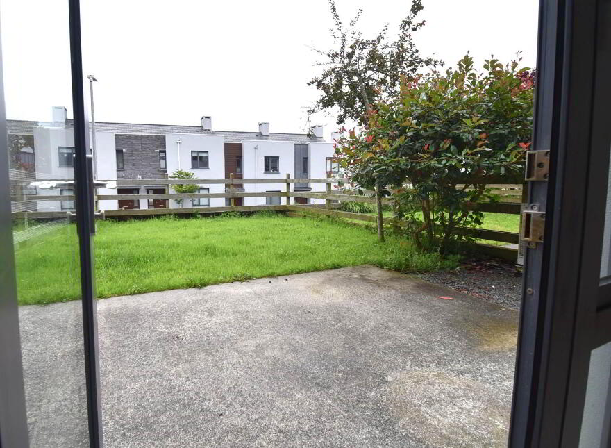 32 Copper Point, Airhill, Schull, P81X275