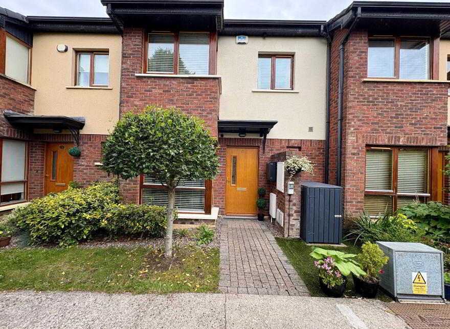 12 Blackthorn Hill View, Rathcoole, Dublin, D24WE2Y photo