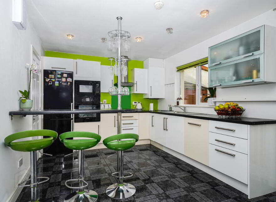 5 Barnwell Crescent, Hansfield, Dublin, D15DH9A
