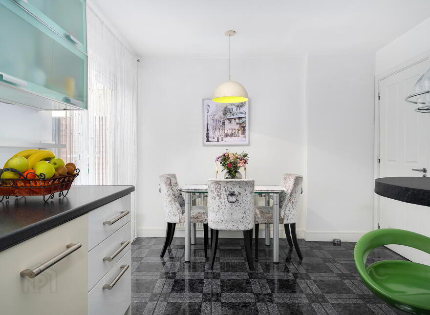 5 Barnwell Crescent, Hansfield, Dublin, D15DH9A