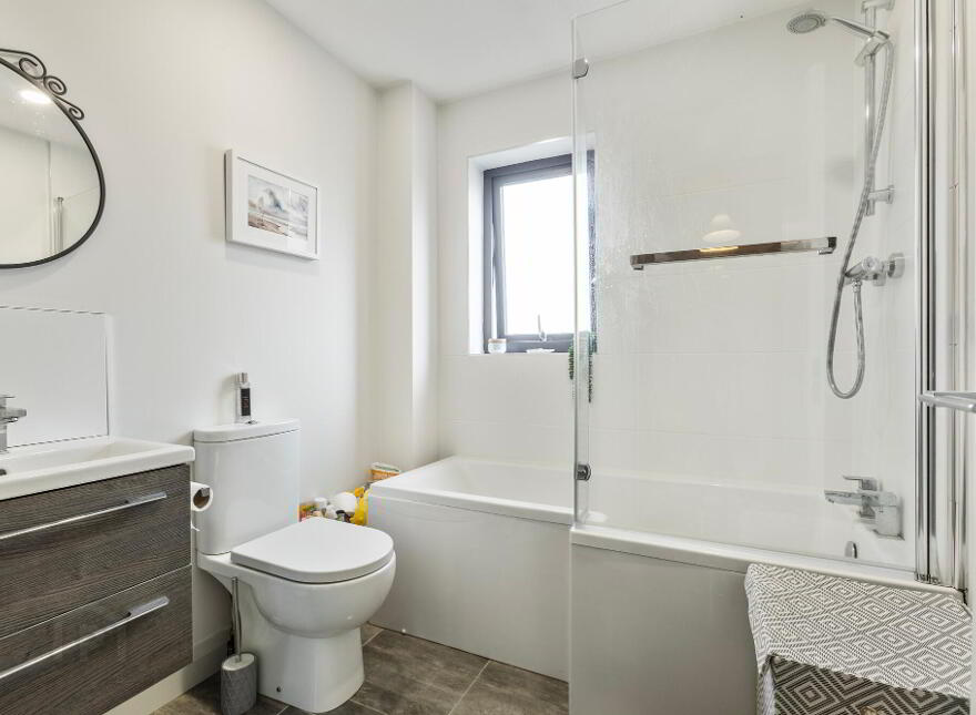 2 Hatheran Square, Portstewart, BT55 7UL