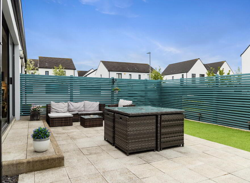 2 Hatheran Square, Portstewart, BT55 7UL