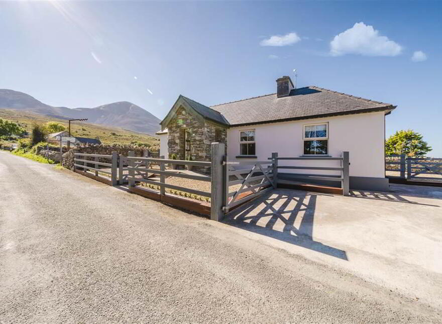 Reek Road Cottage, Reek Road, Murrisk, Westport, F28T6P7