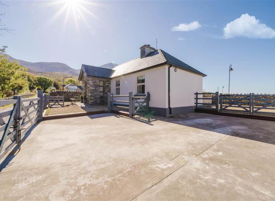 Reek Road Cottage, Reek Road, Murrisk, Westport, F28T6P7