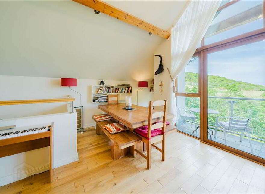 2 Oldhead Woods, Oldhead, Louisburgh, F28T623