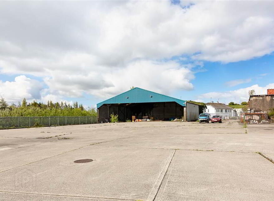 Yard & Industrial Unit, Newport Road, Castlebar