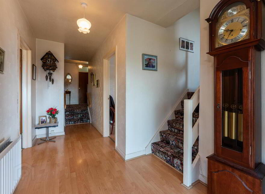 16 Hillcrest Avenue, Newtownards, BT23 7AW