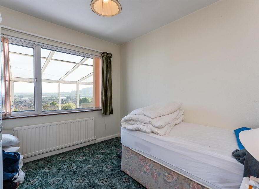 16 Hillcrest Avenue, Newtownards, BT23 7AW
