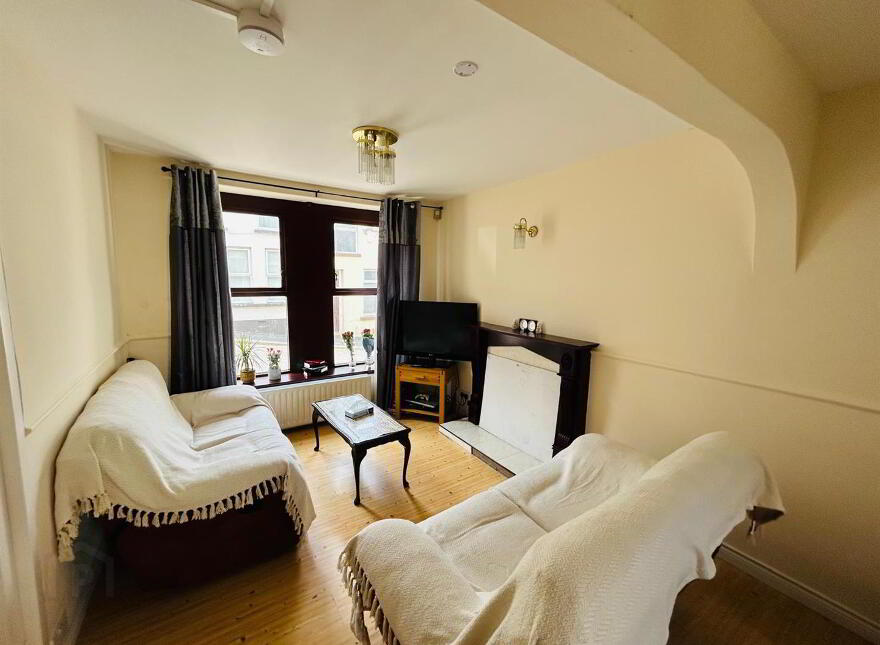 27 Cuthbert Street, L'Derry, BT47 2EX