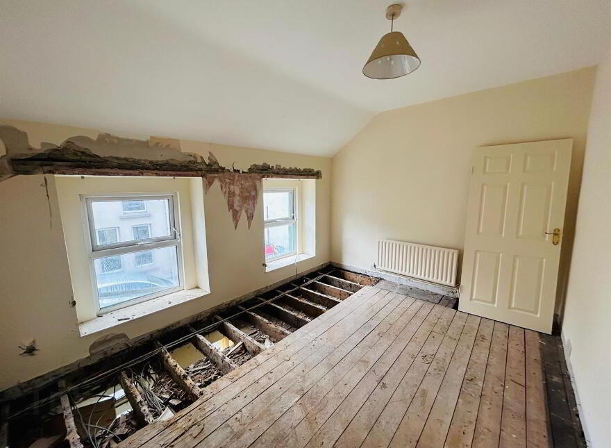 23 Cuthbert Street, L'Derry, BT47 2EX