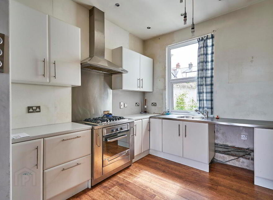 44 Seacliff Road, Bangor, BT20 5EZ