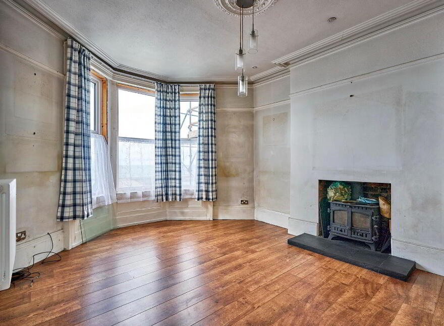 44 Seacliff Road, Bangor, BT20 5EZ