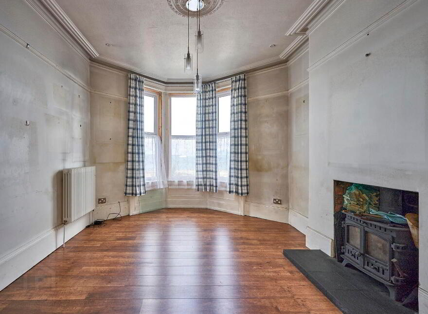 44 Seacliff Road, Bangor, BT20 5EZ