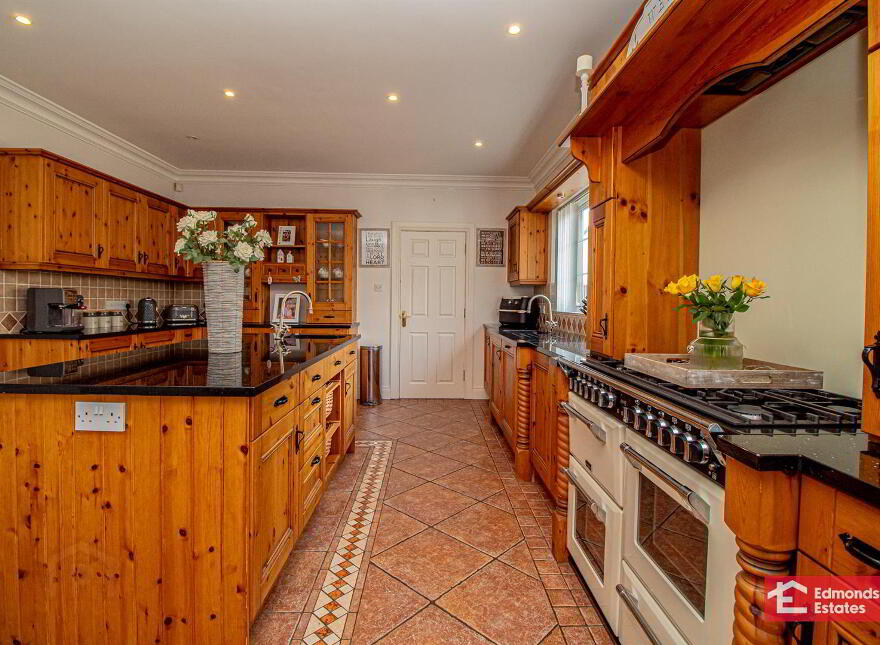 10 Three Trees Manor, Broughshane, Ballymena, BT43 7GY