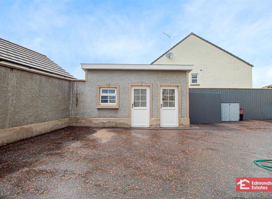 10 Three Trees Manor, Broughshane, Ballymena, BT43 7GY