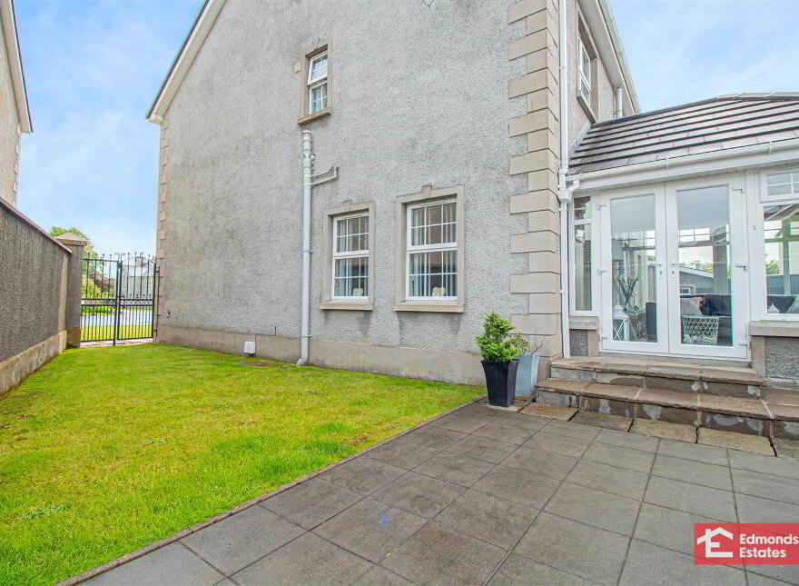 10 Three Trees Manor, Broughshane, Ballymena, BT43 7GY
