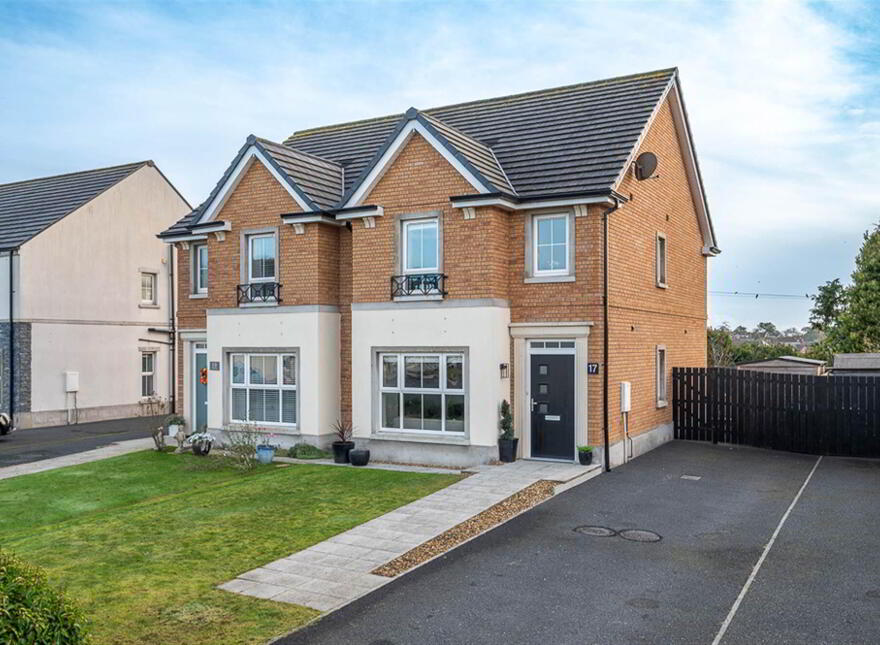 17 Rocklyn Avenue, Donaghadee, BT21 0FN photo