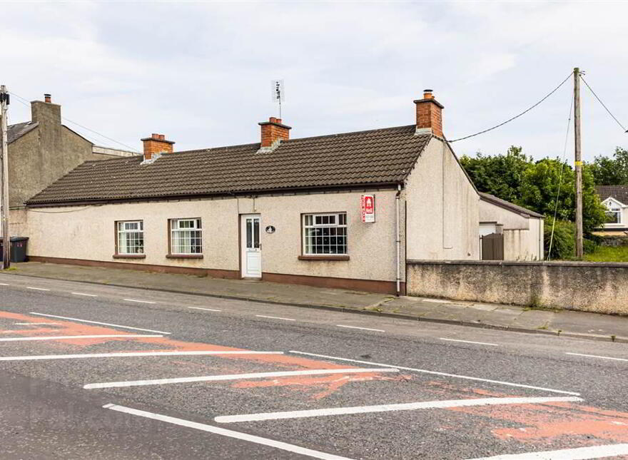 21 Main Street, Carrowdore, BT22 2HN photo
