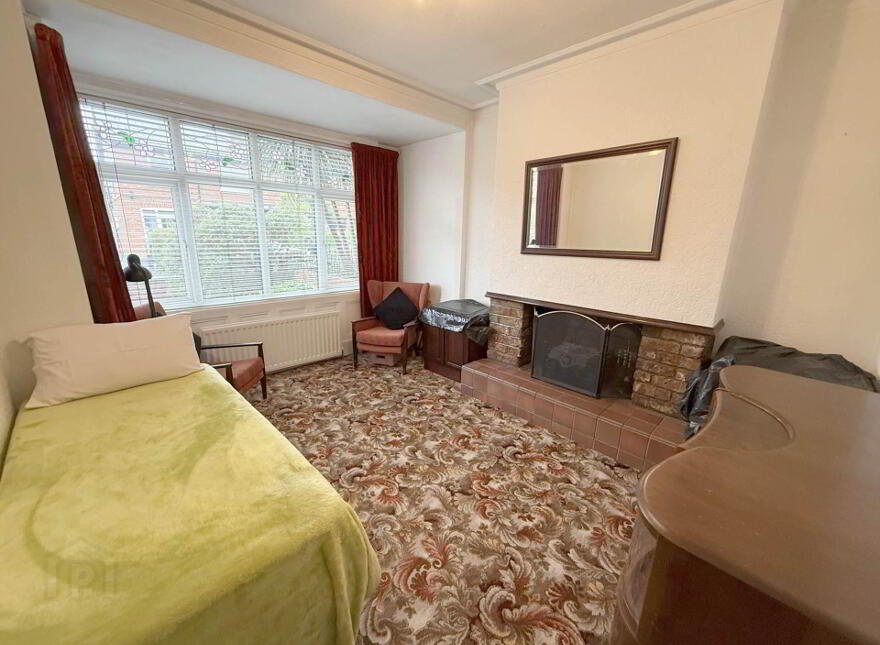 57 Hillsborough Drive, Belfast, BT6 9DS