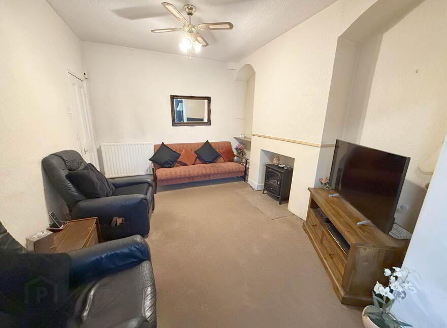 57 Hillsborough Drive, Belfast, BT6 9DS