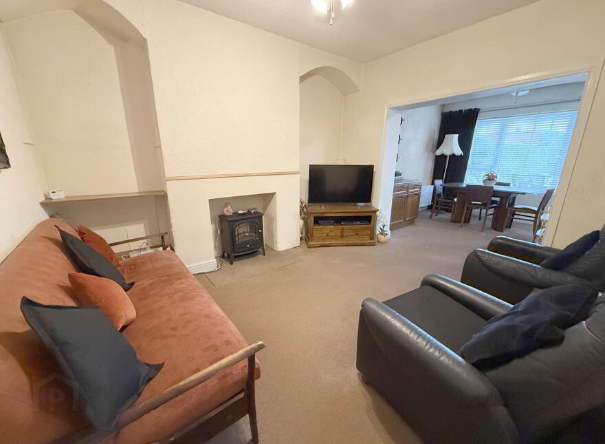 57 Hillsborough Drive, Belfast, BT6 9DS
